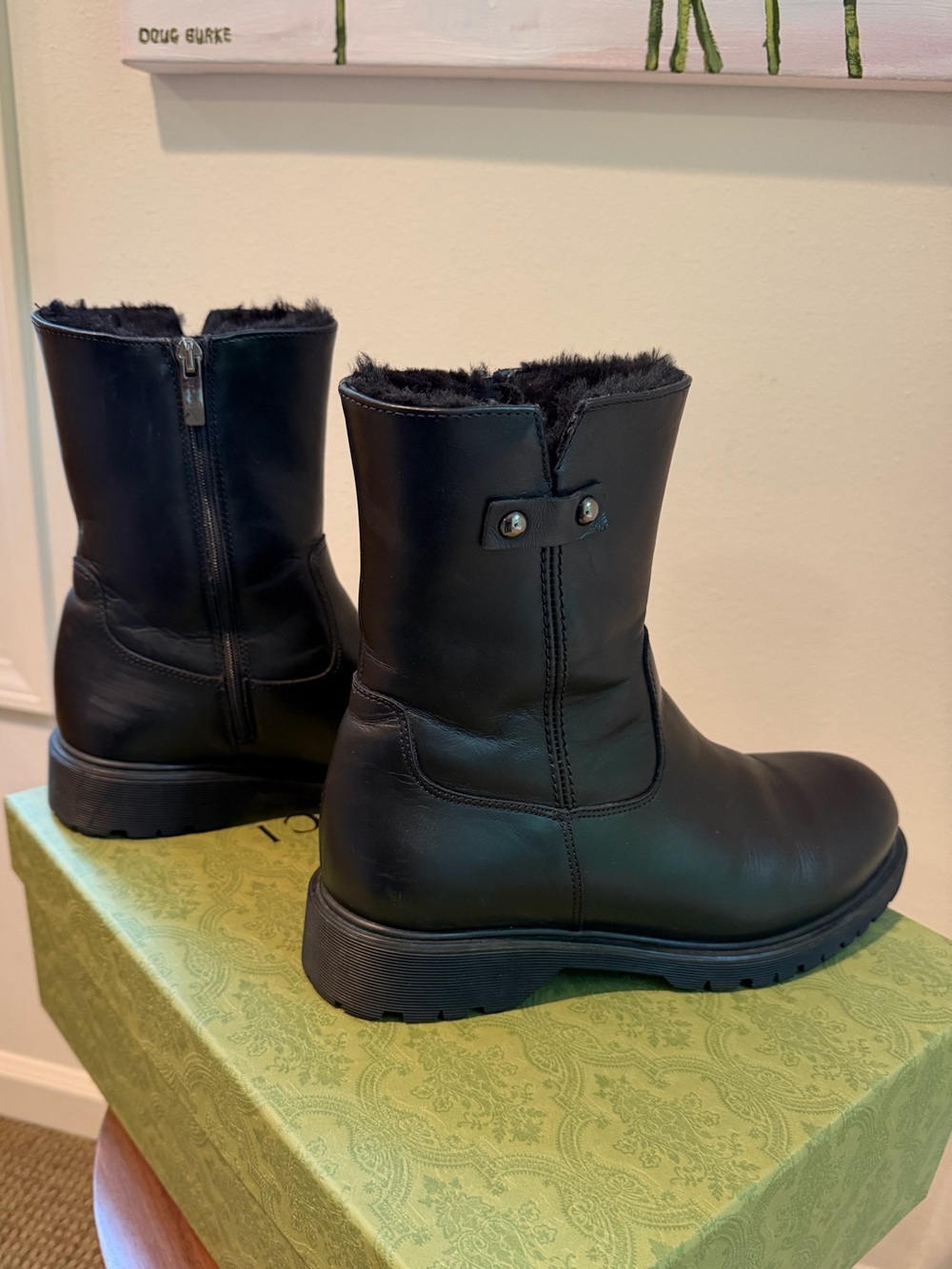 La CANADIENNE Black leather boots with black shearling lining - Picture 7 of 8